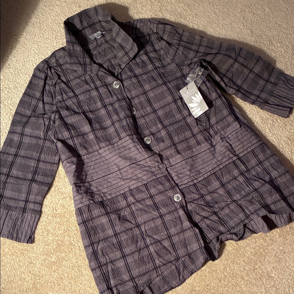 Habitat Plaid Black and Gray tunic. size L. 20” across underarm